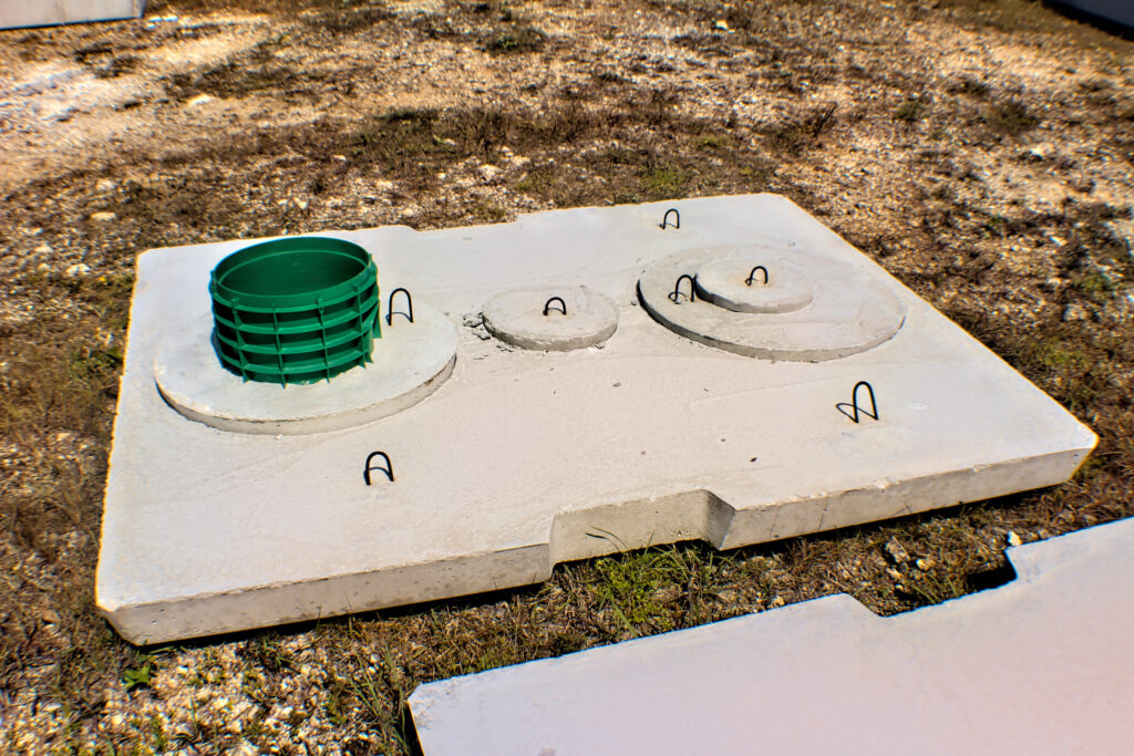 Septic Tank Lid with Riser
